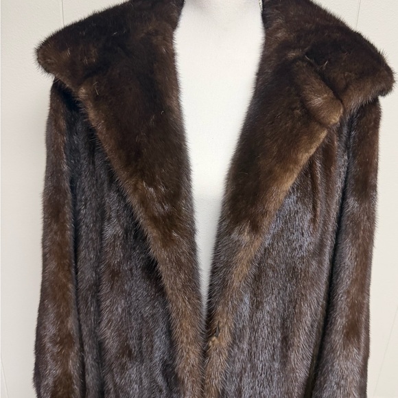 Vintage Hudson’s Mohangandy Women's Mink Fur Coat, Excellent Condition, Cleaned. - Picture 2 of 14